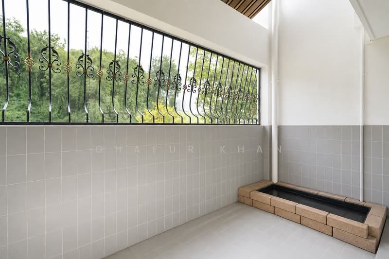 535 Bukit Batok Street 52, 535 Bukit Batok Street 52, 4 Bedrooms, 1,572 sqft, HDB Flat For Sale, by Ghafur Khan, 500228483 - Balcony - PropertyGuru.com.sg