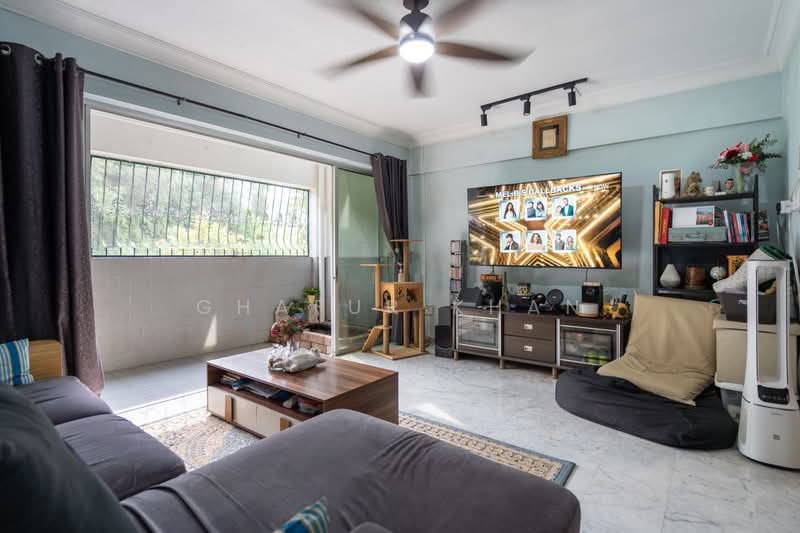 535 Bukit Batok Street 52, 535 Bukit Batok Street 52, 4 Bedrooms, 1,572 sqft, HDB Flat For Sale, by Ghafur Khan, 500228483 - Living Room - PropertyGuru.com.sg