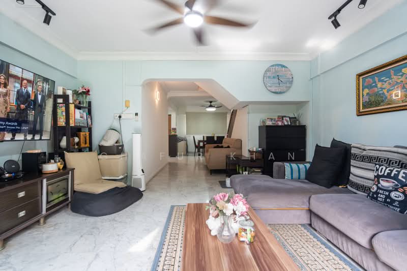 535 Bukit Batok Street 52, 535 Bukit Batok Street 52, 4 Bedrooms, 1,572 sqft, HDB Flat For Sale, by Ghafur Khan, 500228483 - Living Room - PropertyGuru.com.sg