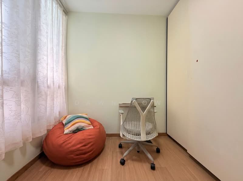 Le Quest, 10 Bukit Batok Street 41, 2 Bedrooms, 710 sqft, Condominium For Sale, by Dawn Low, 500228487 - Common Bedroom - PropertyGuru.com.sg