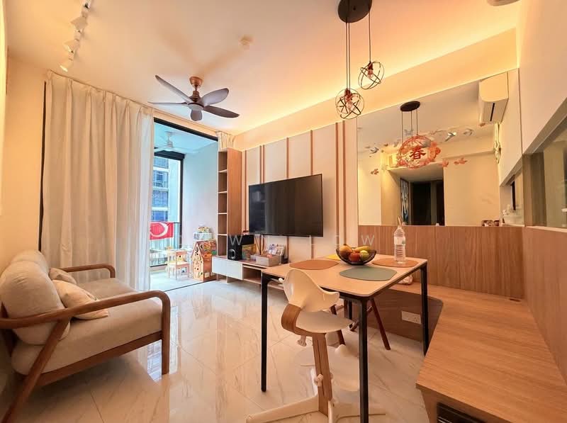 Le Quest, 10 Bukit Batok Street 41, 2 Bedrooms, 710 sqft, Condominium For Sale, by Dawn Low, 500228487 - Living Room - PropertyGuru.com.sg