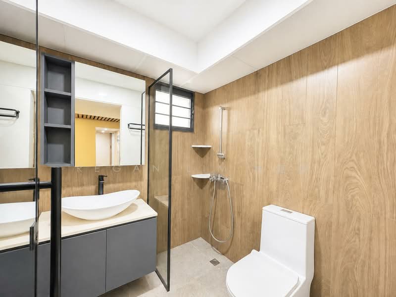 101A Bidadari Park Drive, 101A Bidadari Park Drive, 3 Bedrooms, 1,001 sqft, HDB Flat For Sale, by Regan Lim 林鉦桀, 500228502 - Bathroom - PropertyGuru.com.sg