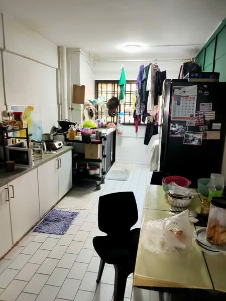 144 Bukit Batok West Avenue 6, 144 Bukit Batok West Avenue 6, Dairy Farm / Bukit Panjang / Choa Chu Kang, Room Rental, 100 sqft, HDB Flat For Rent, by Lily Tan, 500228503 - Kitchen - PropertyGuru.com.sg