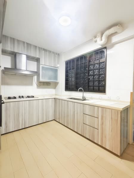 509 Woodlands Drive 14, 509 Woodlands Drive 14, 3 Bedrooms, 1,346 sqft, HDB Flat For Sale, by Loh Tuck Keong, 500228517 - Kitchen - PropertyGuru.com.sg