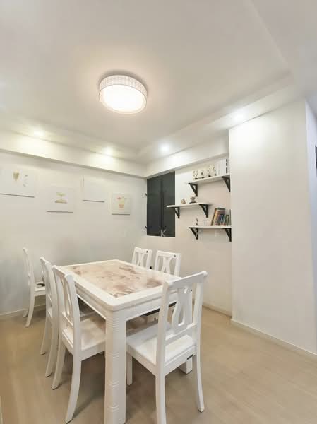 509 Woodlands Drive 14, 509 Woodlands Drive 14, 3 Bedrooms, 1,346 sqft, HDB Flat For Sale, by Loh Tuck Keong, 500228517 - Dining Room - PropertyGuru.com.sg