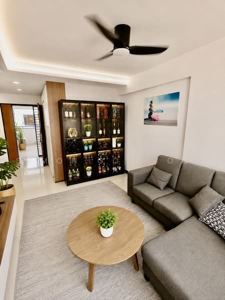 25A Saint George's Lane, 25A Saint George's Lane, 3 Bedrooms, 990 sqft, HDB Flat For Sale, by Simon Goh Boon Kiat, 500228519 - Living Room - PropertyGuru.com.sg