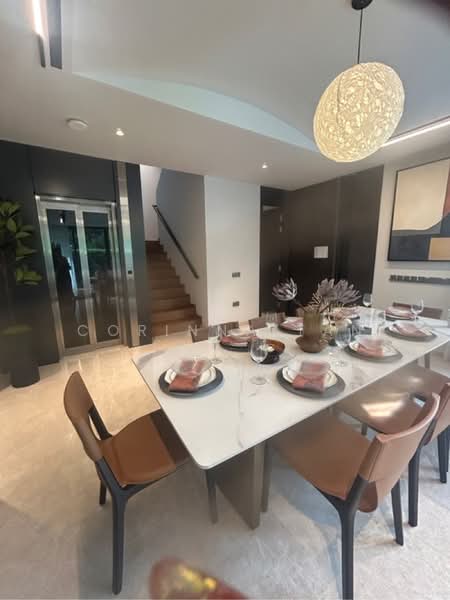 Villas @ Greenbank Park, 50 Greenbank Park, 5 Bedrooms, 5,436 sqft, Semi-Detached House For Sale, by Corinna Tan, 500228529 - PropertyGuru.com.sg