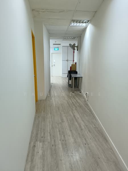 Goldhill Plaza, 51 Goldhill Plaza, 1,200 sqft, Office For Rent, by Pauline Zee, 500228530 - Corridor - CommercialGuru.com.sg
