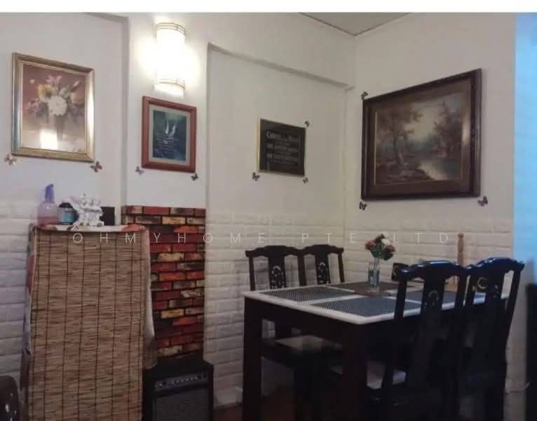 48 Circuit Road, 48 Circuit Road, 2 Bedrooms, 645 sqft, HDB Flat For Sale, by Regine Cher, 500228533 - Dining Room - PropertyGuru.com.sg