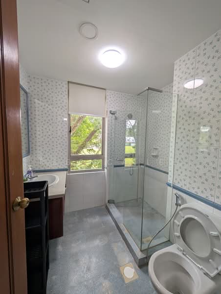 The Blossomvale, 900 Dunearn Road, Room Rental, 200 sqft, Condominium For Rent, by Rebecca Lee, 500228537 - Bathroom - PropertyGuru.com.sg