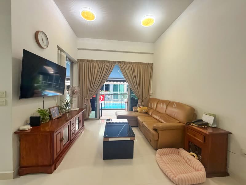 NEWest, 3 West Coast Drive, 4 Bedrooms, 2,551 sqft, Town House For Sale, by Serene Chua, 500228539 - Living Room - PropertyGuru.com.sg