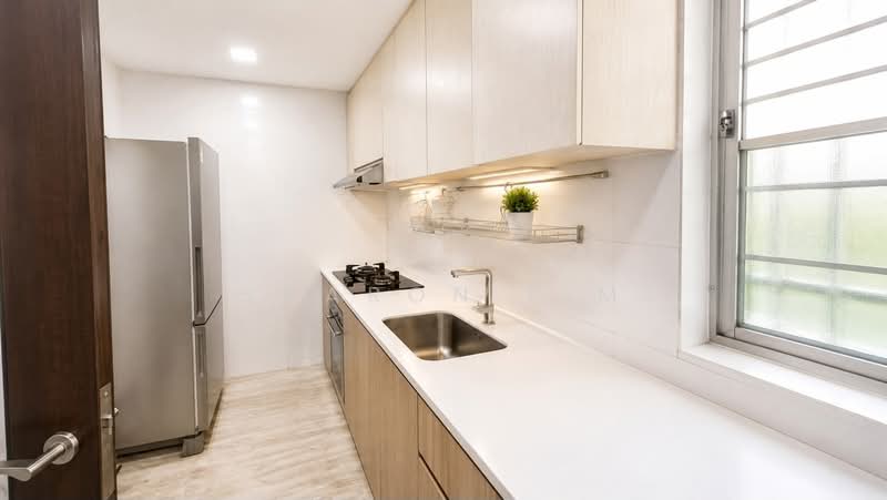 Lake Life, 8 Tao Ching Road, Boon Lay / Jurong / Tuas, 3 Bedrooms, 1,087 sqft, Executive Condominium For Sale, by Sharon Lim, 500228542 - Kitchen - PropertyGuru.com.sg