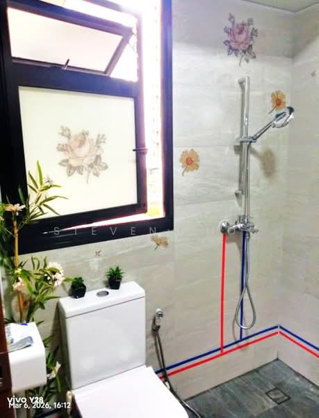 113A Plantation Crescent, 113A Plantation Crescent, Room Rental, 120 sqft, HDB Flat For Rent, by Steven Choo, 500228544 - Bathroom - PropertyGuru.com.sg