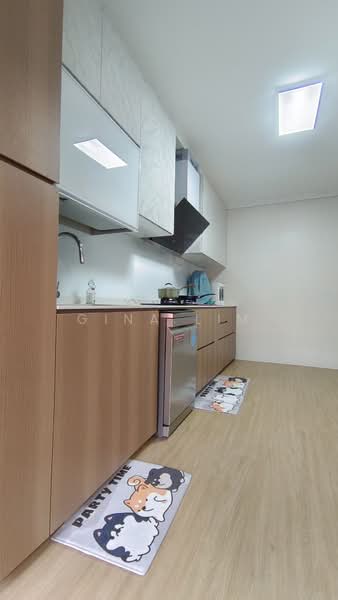 43 Sims Drive, 43 Sims Drive, Room Rental, 150 sqft, HDB Flat For Rent, by Gina Lim, 500228560 - Kitchen - PropertyGuru.com.sg