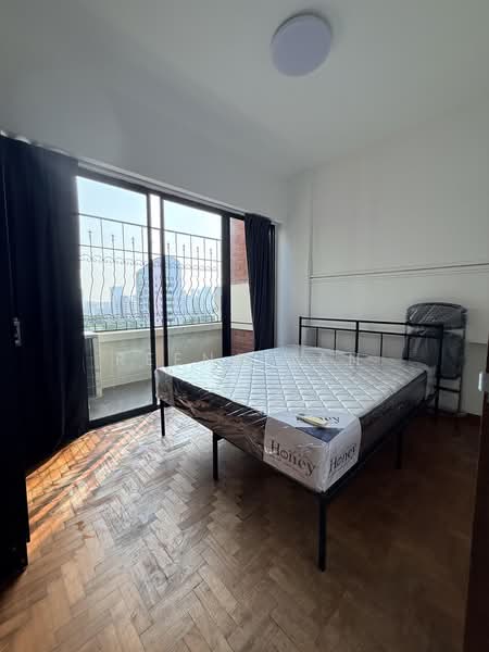 Pandan Valley, 7 Pandan Valley, Room Rental, 240 sqft, Condominium For Rent, by Reena Tan, 500228562 - Bedroom - PropertyGuru.com.sg