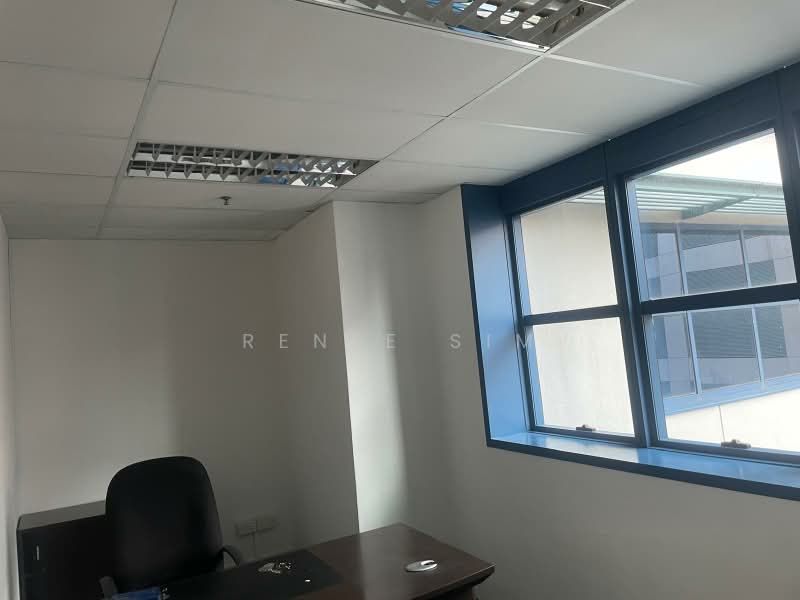 Ubi Techpark, 10 Ubi Crescent, 1,733 sqft, Light Industrial (B1) For Sale, by Renee Sim, 500228564 - CommercialGuru.com.sg