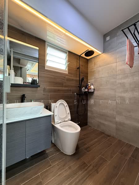 782E Woodlands Crescent, 782E Woodlands Crescent, 3 Bedrooms, 990 sqft, HDB Flat For Sale, by Suryana Suryana, 500228565 - Bathroom - PropertyGuru.com.sg