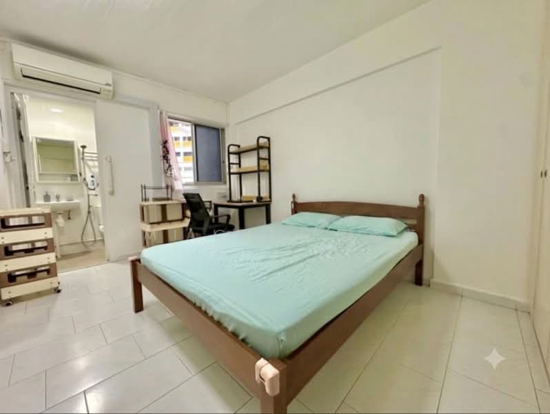 172 Yishun Avenue 7, 172 Yishun Avenue 7, Room Rental, 120 sqft, HDB Flat For Rent, by Ami Chen 陳嘉嘉, 500228579 - Bedroom - PropertyGuru.com.sg