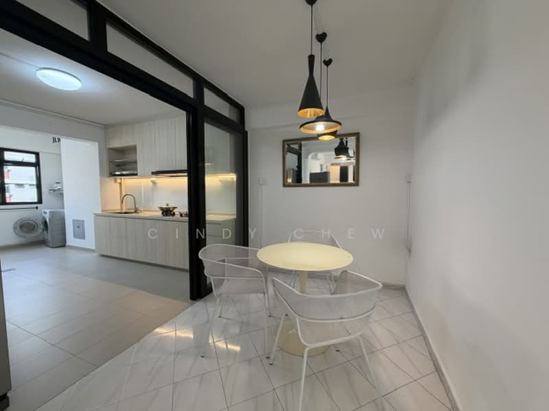 420 Hougang Avenue 10, 420 Hougang Avenue 10, 3 Bedrooms, 1,130 sqft, HDB Flat For Rent, by Cindy Chew, 500228581 - Kitchen - PropertyGuru.com.sg