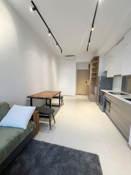 Boathouse Residences, 23 Upper Serangoon View, 1 Bedroom, 624 sqft, Condominium For Sale, by Cindy Ho, 500228586 - Living Room - PropertyGuru.com.sg