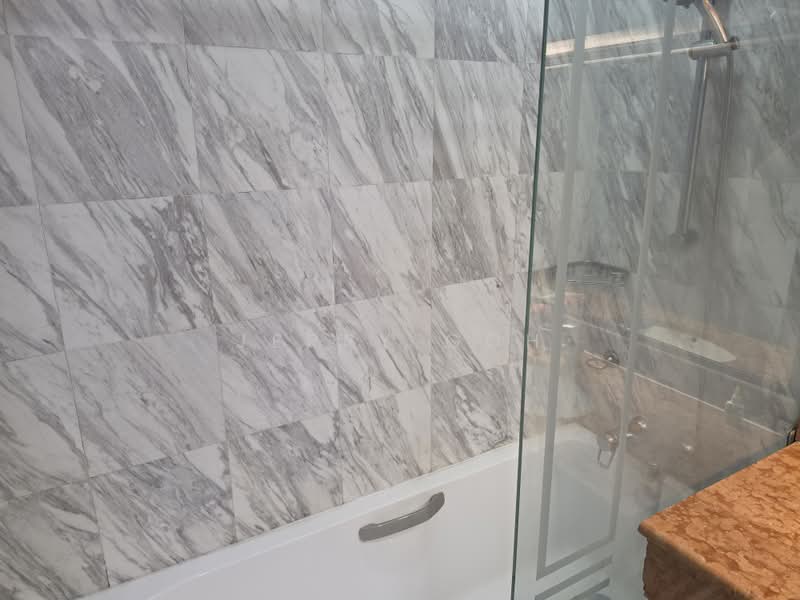 Richmond Park, 3 Bideford Road, 2 Bedrooms, 1,259 sqft, Condominium For Rent, by Jerry Goh, 500228589 - Bathroom - PropertyGuru.com.sg