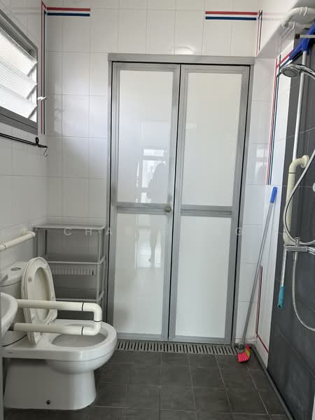 622A Punggol Central, 622A Punggol Central, 1 Bedroom, 495 sqft, HDB Flat For Sale, by Charlee Ng, 500228602 - Bathroom - PropertyGuru.com.sg