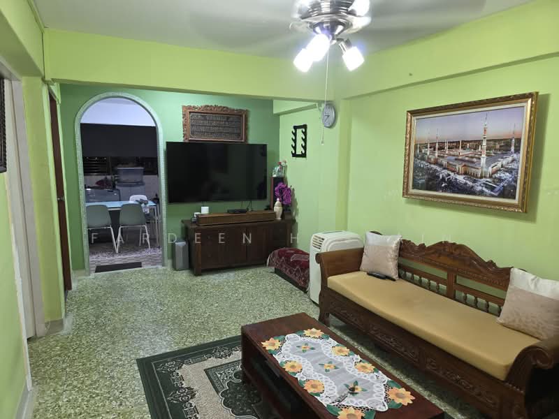 2 Hougang Avenue 3, 2 Hougang Avenue 3, 2 Bedrooms, 635 sqft, HDB Flat For Sale, by Fardeen Hussain, 500228604 - Living Room - PropertyGuru.com.sg