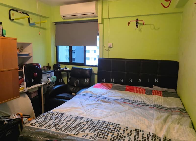 2 Hougang Avenue 3, 2 Hougang Avenue 3, 2 Bedrooms, 635 sqft, HDB Flat For Sale, by Fardeen Hussain, 500228604 - Bedroom - PropertyGuru.com.sg
