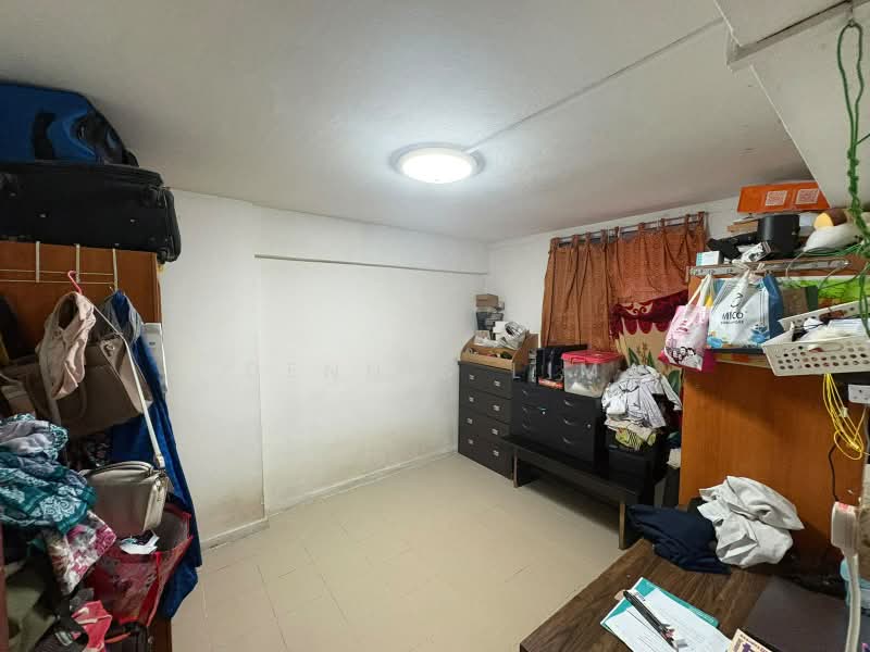 185 Boon Lay Avenue, 185 Boon Lay Avenue, 2 Bedrooms, 635 sqft, HDB Flat For Sale, by Dennis Lim, 500228605 - Bedroom - PropertyGuru.com.sg
