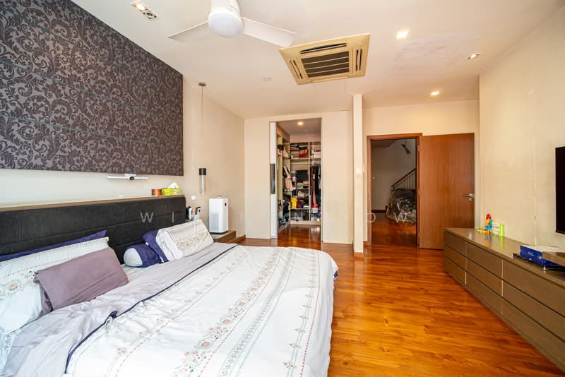SUPER C.H.E.A.P Andrews Terrace with Lift, Andrews Terrace, 5 Bedrooms, 4,000 sqft, Terraced House For Sale, by Willmen Low, 500228614 - Bedroom - PropertyGuru.com.sg