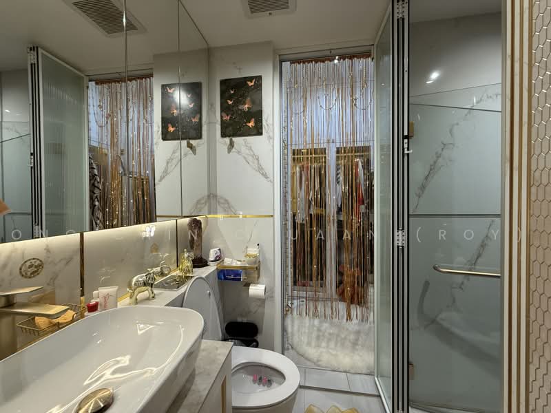 Centra Loft, 3 Lorong 35 Geylang, 1 Bedroom, 560 sqft, Condominium For Sale, by Ong Chin Chuaan (Roy), 500228615 - Bathroom - PropertyGuru.com.sg