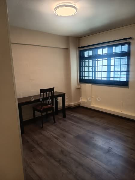 12 Holland Avenue, 12 Holland Avenue, 2 Bedrooms, 700 sqft, HDB Flat For Rent, by Grace Foo, 500228620 - Study - PropertyGuru.com.sg