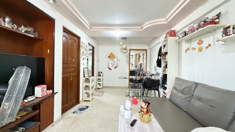 25 Eunos Crescent, 25 Eunos Crescent, 2 Bedrooms, 635 sqft, HDB Flat For Sale, by James Yeo, 500228629 - Living Room - PropertyGuru.com.sg