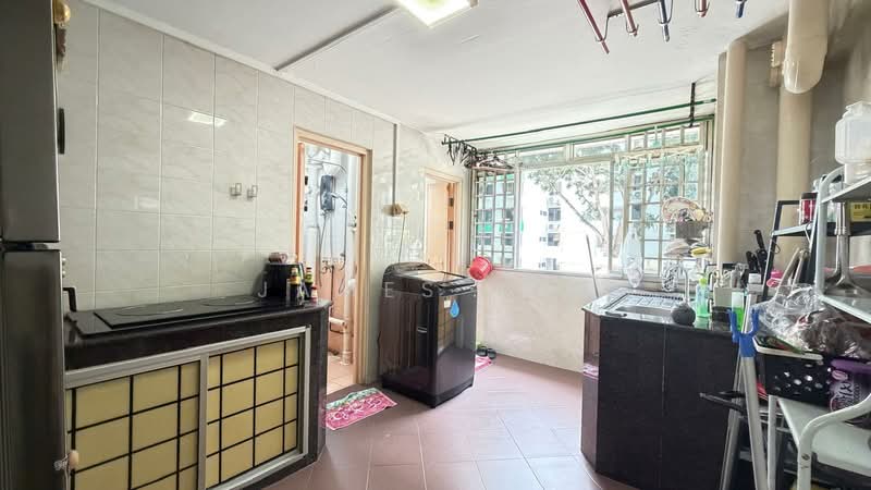 25 Eunos Crescent, 25 Eunos Crescent, 2 Bedrooms, 635 sqft, HDB Flat For Sale, by James Yeo, 500228629 - Kitchen - PropertyGuru.com.sg