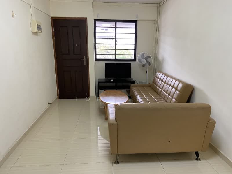 210 New Upper Changi Road, 210 New Upper Changi Road, Room Rental, 100 sqft, HDB Flat For Rent, by Tony Lee, 500228633 - Living Room - PropertyGuru.com.sg