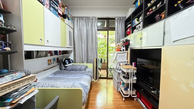 Varsity Park Condominium, 58 West Coast Road, 4 Bedrooms, 1,530 sqft, Condominium For Sale, by James Yeo, 500228636 - Bedroom - PropertyGuru.com.sg