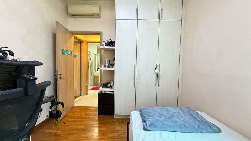 Varsity Park Condominium, 58 West Coast Road, 4 Bedrooms, 1,530 sqft, Condominium For Sale, by James Yeo, 500228636 - Bedroom - PropertyGuru.com.sg