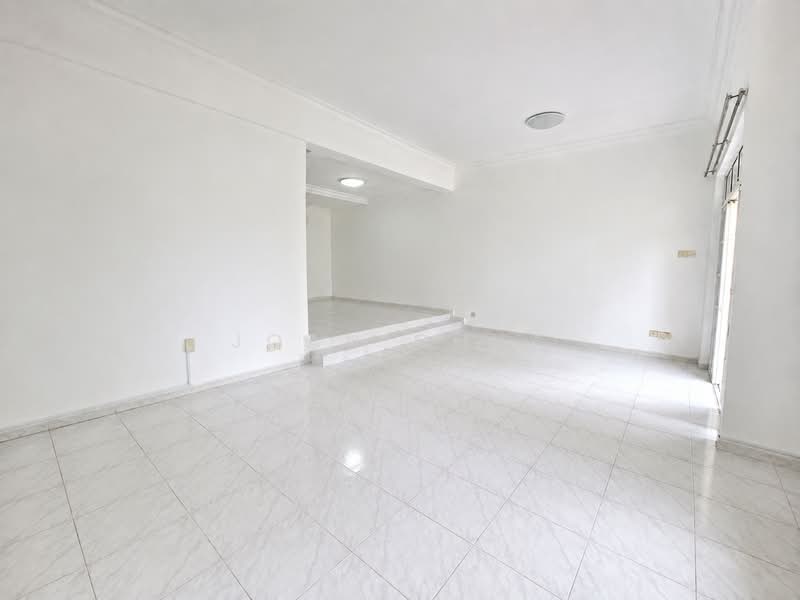 Toh Tuck Road, , 5 Bedrooms, 4,000 sqft, Terraced House For Rent, by Joan Chua, 500228638 - Living room - PropertyGuru.com.sg
