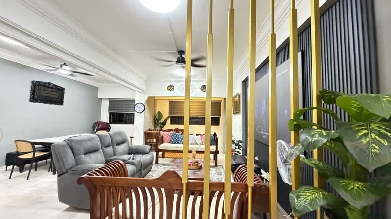 323 Sembawang Close, 323 Sembawang Close, 3 Bedrooms, 1,324 sqft, HDB Flat For Sale, by James Yeo, 500228644 - Living Room - PropertyGuru.com.sg