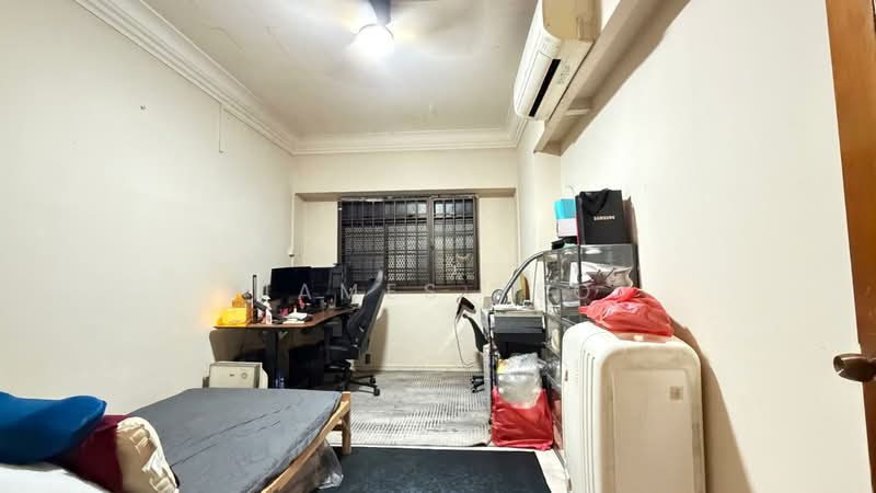 323 Sembawang Close, 323 Sembawang Close, 3 Bedrooms, 1,324 sqft, HDB Flat For Sale, by James Yeo, 500228644 - Bedroom - PropertyGuru.com.sg