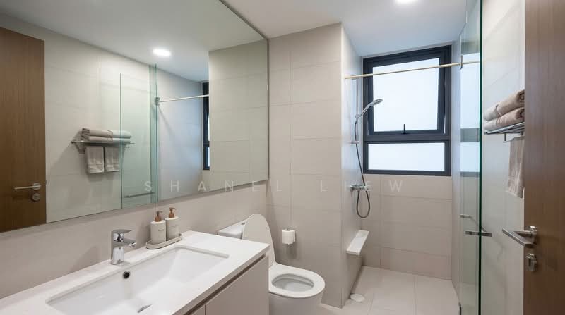 Bellewaters, 21 Anchorvale Crescent, 3 Bedrooms, 926 sqft, Executive Condominium For Sale, by Shanel Liew, 500228654 - Bathroom - PropertyGuru.com.sg