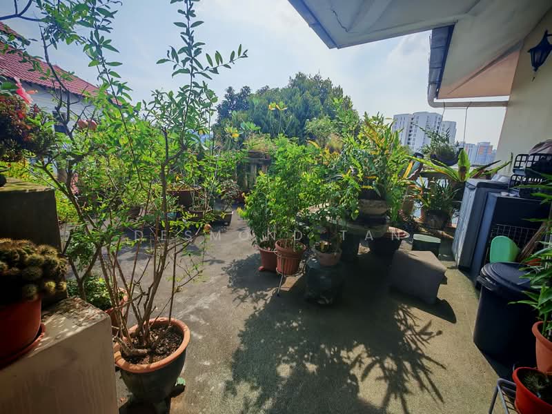 Near Cashew Mrt And Saint Joseph Church, , 6 Bedrooms, 8,300 sqft, Bungalow House For Sale, by Desmond Tan, 500228657 - Balcony - PropertyGuru.com.sg
