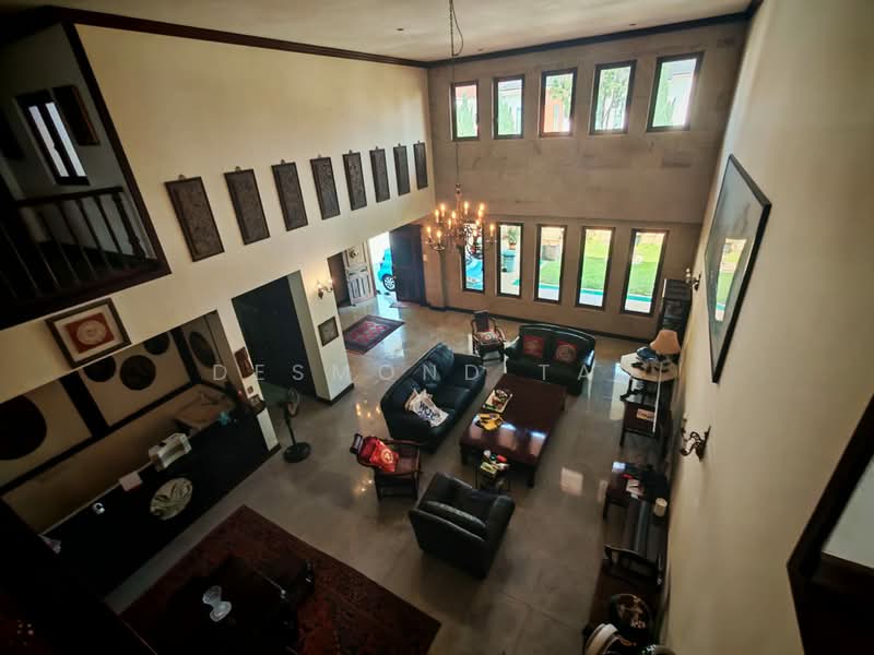 Near Cashew Mrt And Saint Joseph Church, , 6 Bedrooms, 8,300 sqft, Bungalow House For Sale, by Desmond Tan, 500228657 - Living Room - PropertyGuru.com.sg