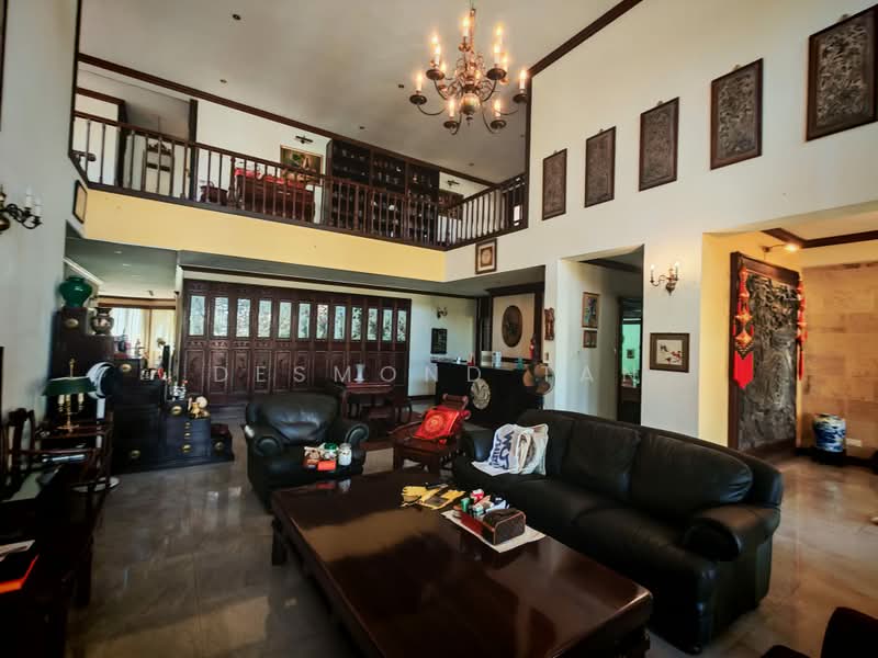 Near Cashew Mrt And Saint Joseph Church, , 6 Bedrooms, 8,300 sqft, Bungalow House For Sale, by Desmond Tan, 500228657 - Living Room - PropertyGuru.com.sg