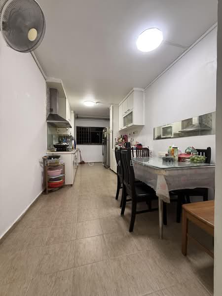 536 Bukit Batok Street 52, 536 Bukit Batok Street 52, 3 Bedrooms, 1,109 sqft, HDB Flat For Sale, by Hong Meiyu, 500228658 - Kitchen - PropertyGuru.com.sg