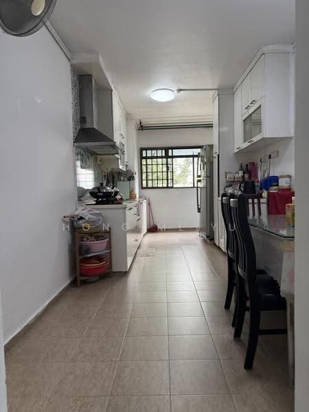536 Bukit Batok Street 52, 536 Bukit Batok Street 52, Dairy Farm / Bukit Panjang / Choa Chu Kang, 3 Bedrooms, 1,109 sqft, HDB Flat For Sale, by Hong Meiyu, 500228658 - Kitchen - PropertyGuru.com.sg