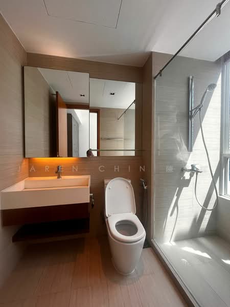 Cabana, 145A Sunrise Terrace, 4 Bedrooms, 3,068 sqft, Cluster House For Sale, by Jaren Chin 陳嘉樑, 500228667 - Bathroom - PropertyGuru.com.sg
