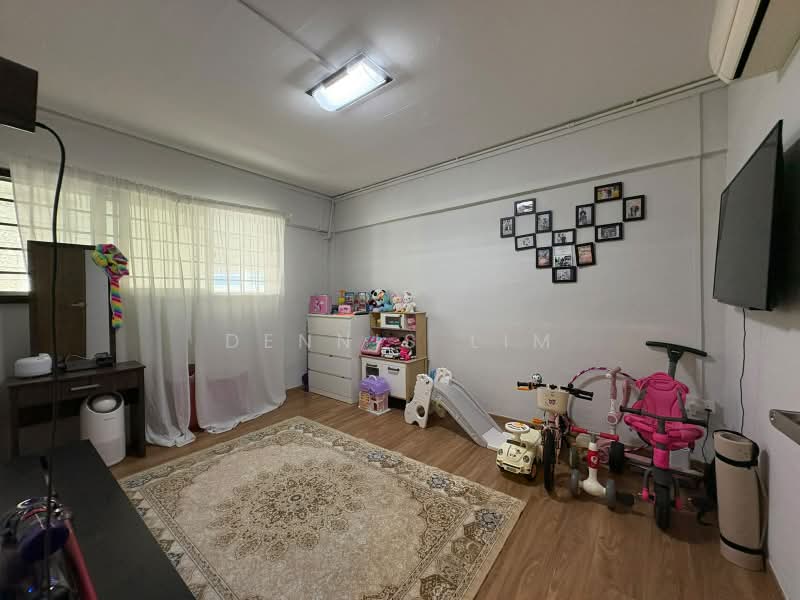 111 Tampines Street 11, 111 Tampines Street 11, 2 Bedrooms, 797 sqft, HDB Flat For Sale, by Dennis Lim, 500228668 - Interior - PropertyGuru.com.sg