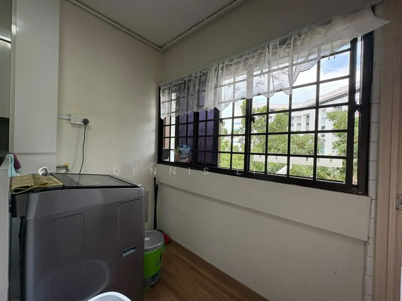 111 Tampines Street 11, 111 Tampines Street 11, 2 Bedrooms, 797 sqft, HDB Flat For Sale, by Dennis Lim, 500228668 - Interior - PropertyGuru.com.sg