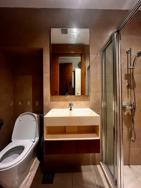 Cabana, 145A Sunrise Terrace, 4 Bedrooms, 2,917 sqft, Cluster House For Sale, by Jaren Chin 陳嘉樑, 500228673 - Bathroom - PropertyGuru.com.sg